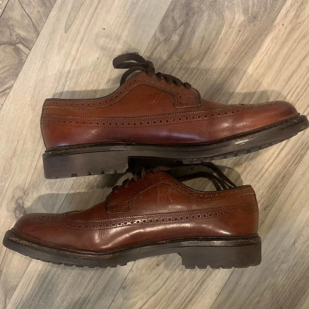 Sebago Men’s 9.5 Brown Wingtip Oxford Lug Sole‎